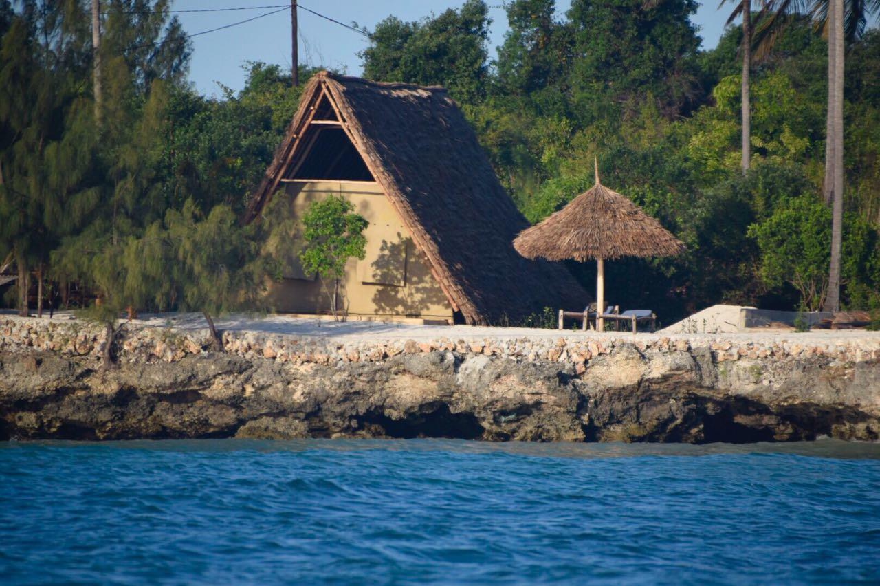 Dolphin Safari Lodge Mahonda Екстер'єр фото